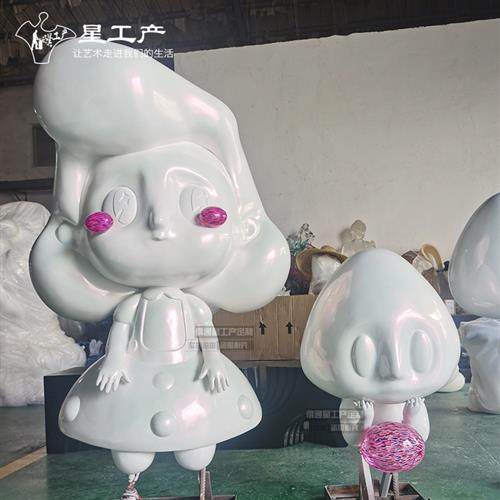 潮玩网红卡通动漫公仔玻璃钢树脂月光兔kaws暴力熊树脂IP美陈雕塑