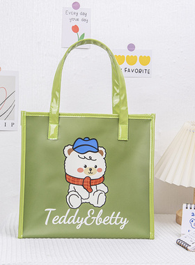 尚盈@Taddy&betty联名设计款野营贝蒂熊PE磨砂手提包大容量果冻包