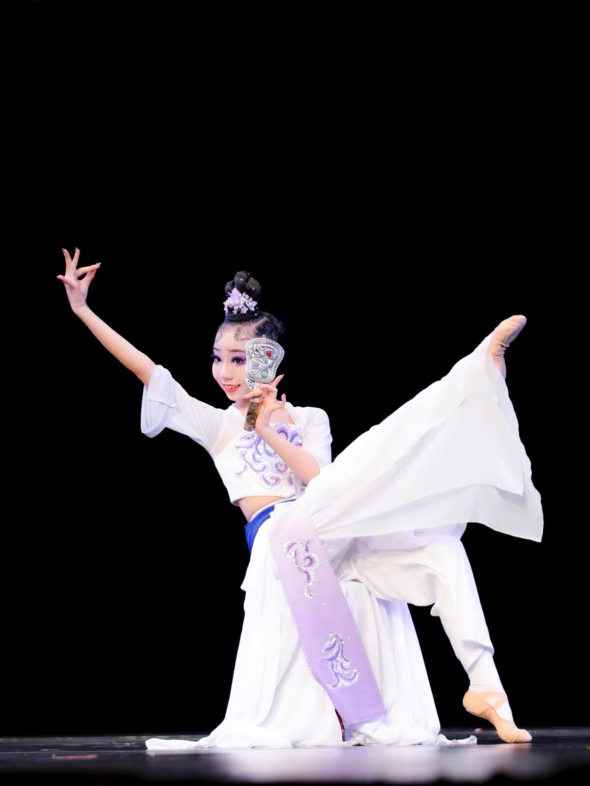 古典舞豆蔻梢头剧目舞蹈服扇子舞儿童演出服