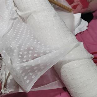 奶白色真丝乔其纱透面料剪花小波点面料幅宽桑蚕丝波点裙布料