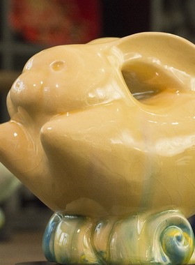 兔年限定摆件三彩艺陶瓷