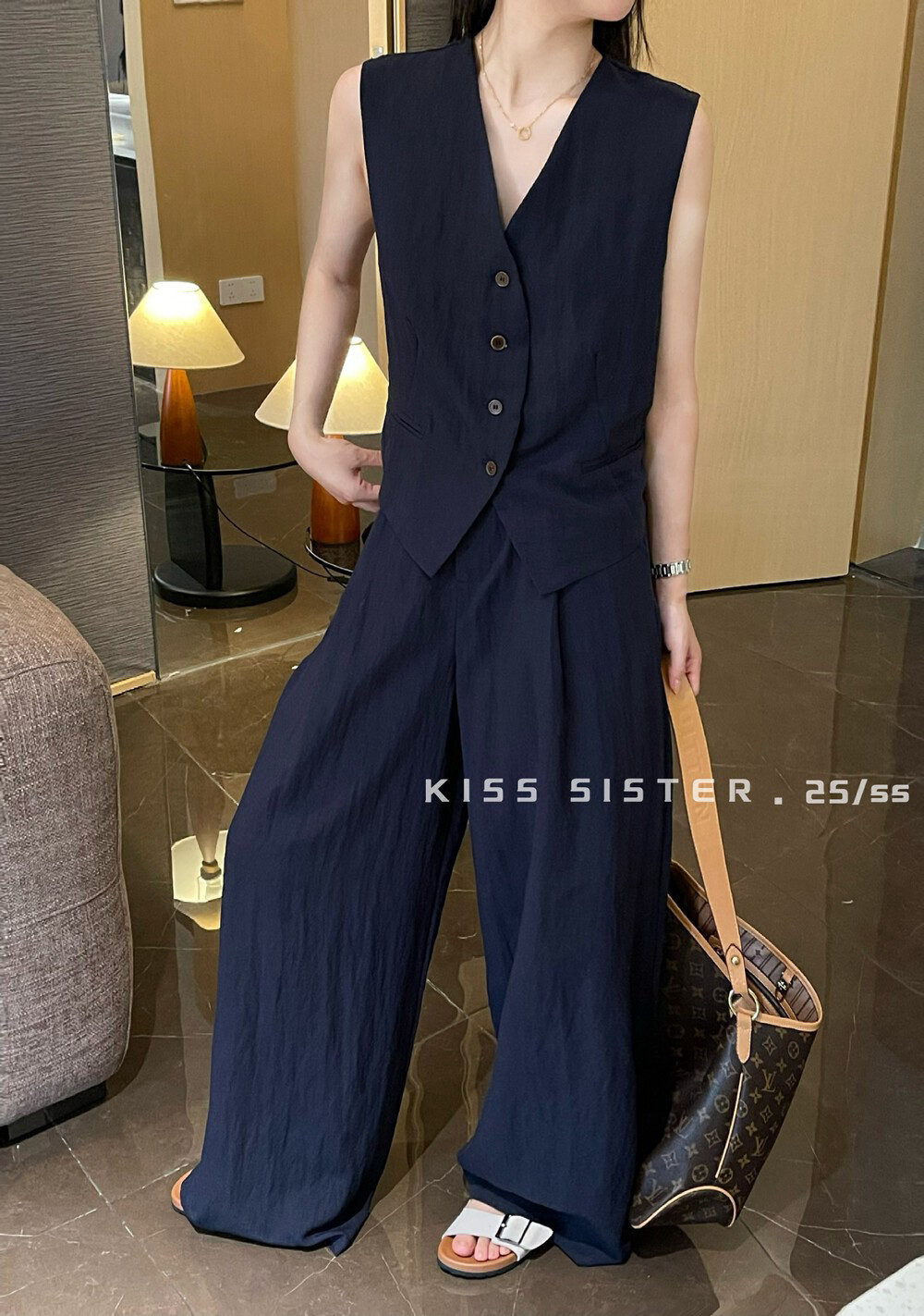 【KISS SISTER】夏季法式老钱风气质V领马甲+慵懒宽松休闲裤套装