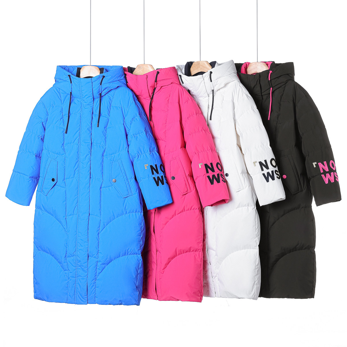 【申】  刺绣字母立领连帽饱满90绒羽绒服135~冬季新款女装