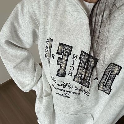 美式复古字母钉珠宽松连帽卫衣