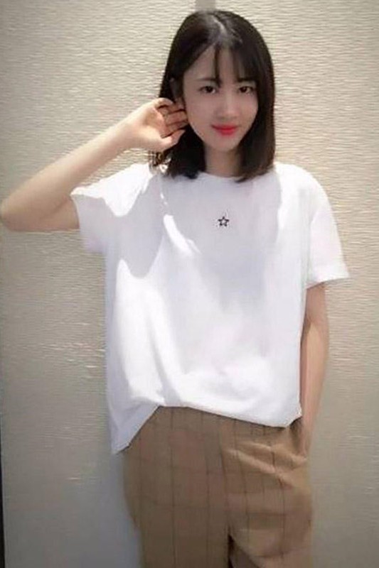 阿瑪施官网旗舰店2020夏新款白色纯棉宽松版五角星圆领短袖T恤女