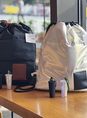 2022星巴克袋子圣诞节限定冬季款绒毛款随行后背双肩侧背包高颜值