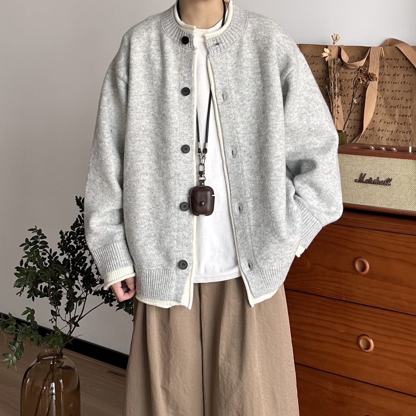 BUTQIU日系复古秋冬假两件撞色领设计针织开衫宽松休闲毛衣外套男