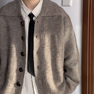 BUTQIU日系复古秋冬宽松翻领棋盘针织开衫毛衣男女针织衫外套上衣