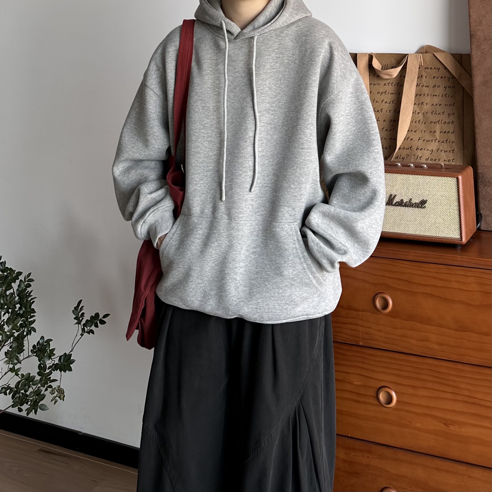 BUTQIU日系420G纯色连帽卫衣男秋冬宽松百搭休闲情侣套头帽衫