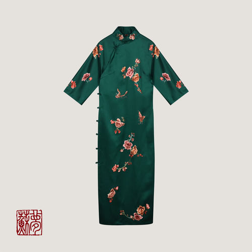 {苏梦}【锦绣】手绣香云纱立领斜襟旗袍0102480