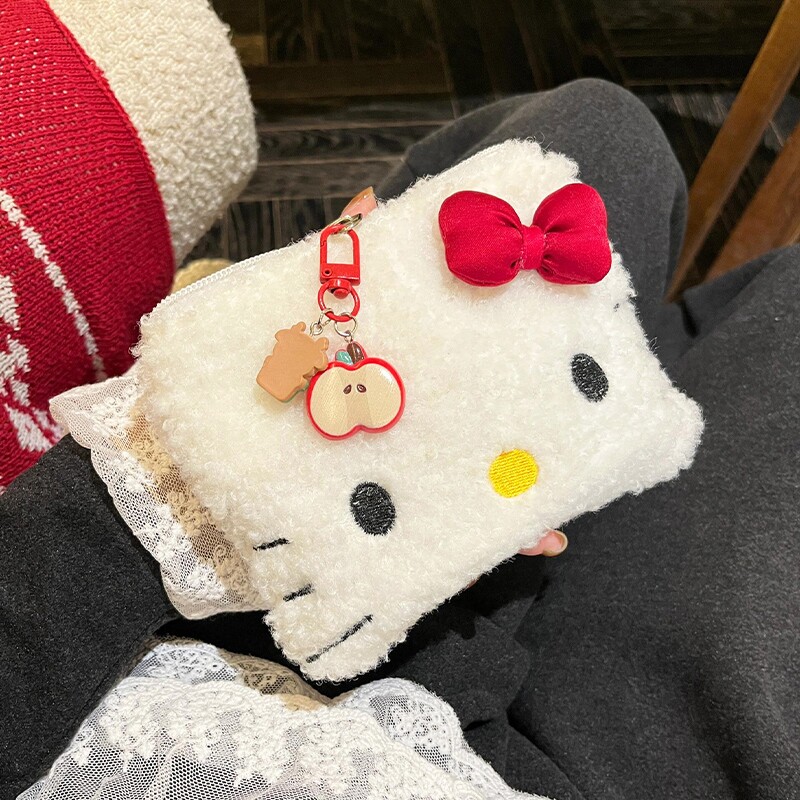 化妆包女便携式HelloKitty收纳袋大容量毛绒口红收纳包姨妈巾小包