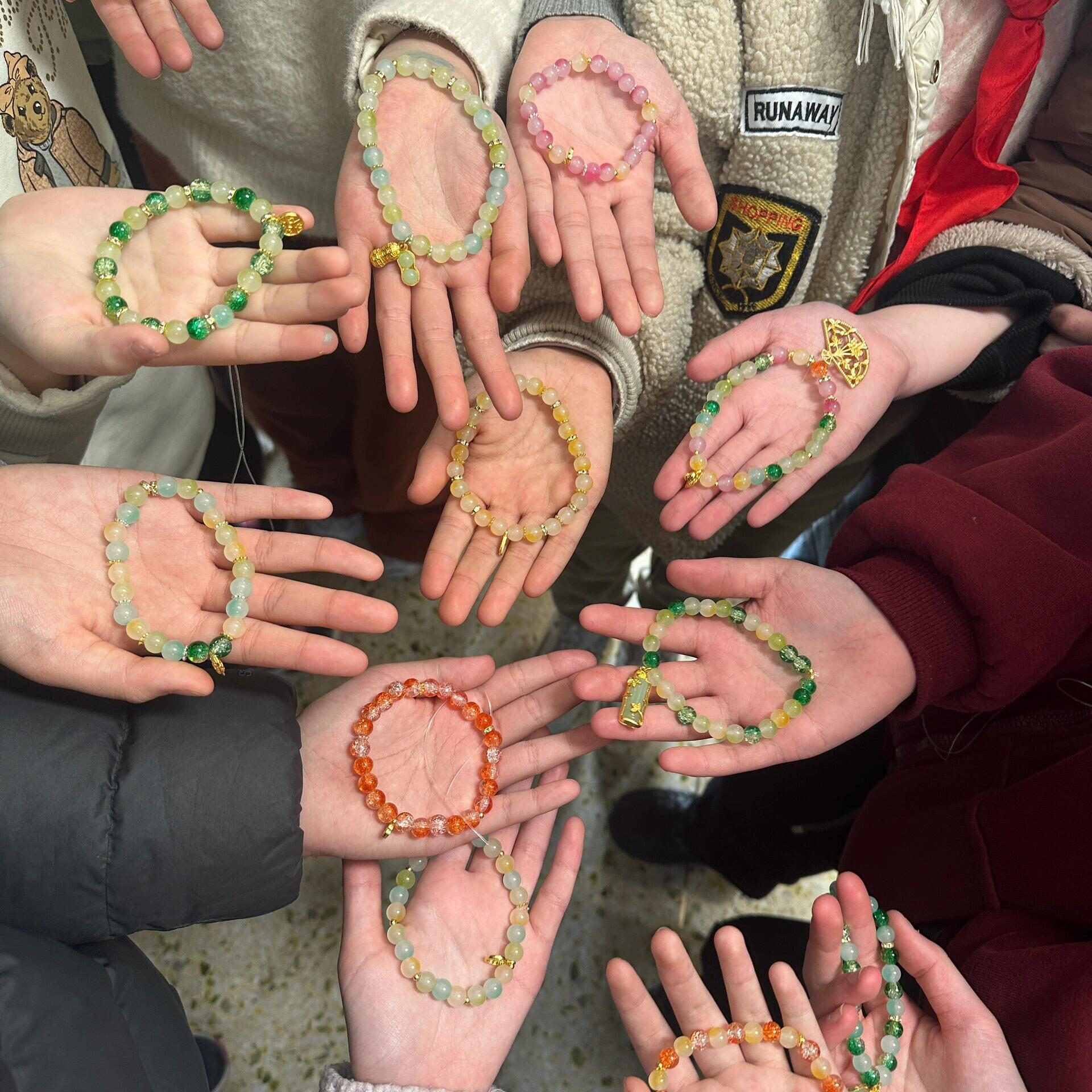 母亲节手工diy手串手链珠子制作材料包学生幼儿园活动送妈妈礼物