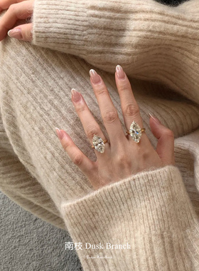 精致马眼钻戒指女轻奢高颜值