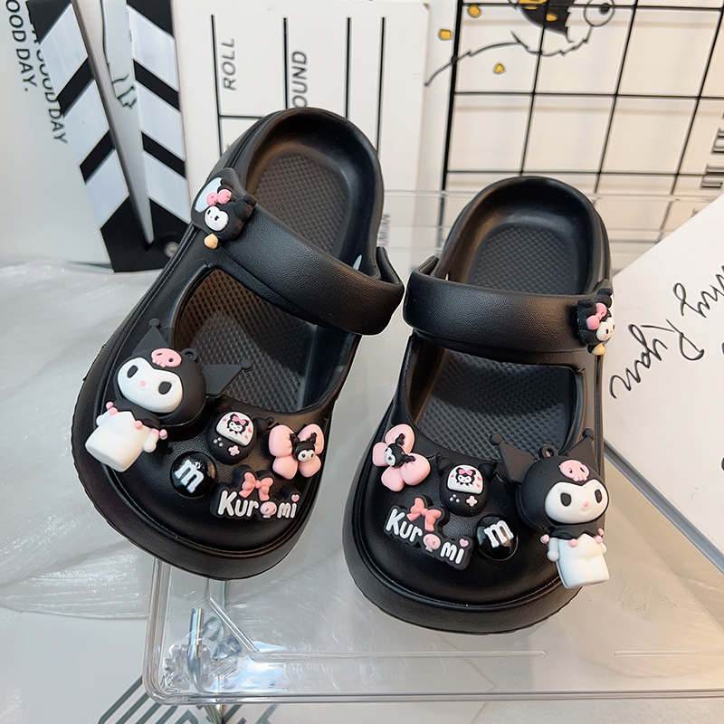 卡通儿童夏季防滑软底洞洞鞋百搭