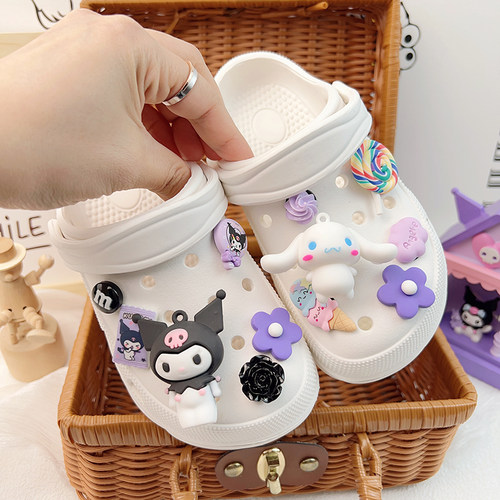 洋气儿童夏季时尚百搭洞洞鞋防滑