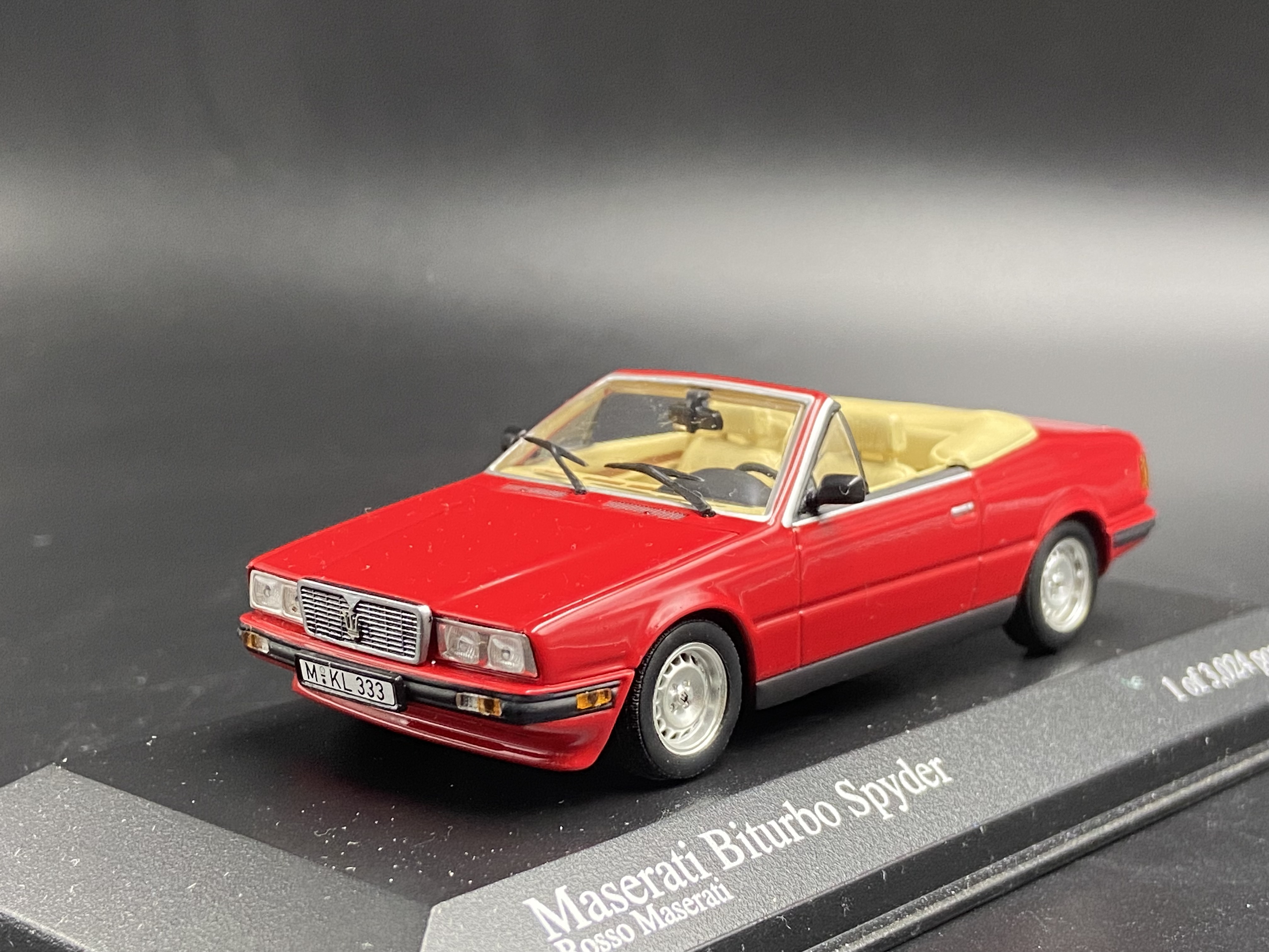 迷你切 1/43 玛莎拉蒂 Biturbo Spyder 敞篷跑车 红 合金汽车模型