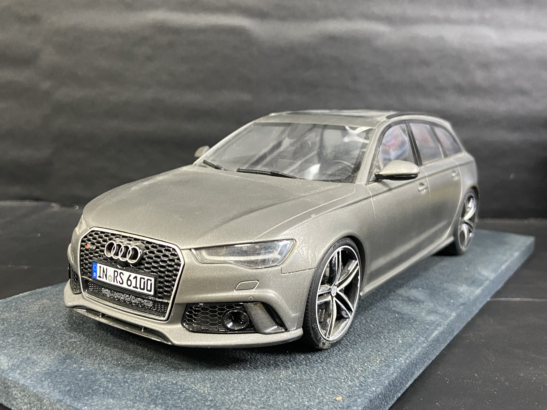 MH MOTORHELIX 1/18 奥迪 Audi RS6 灰色 树脂汽车模型 微瑕