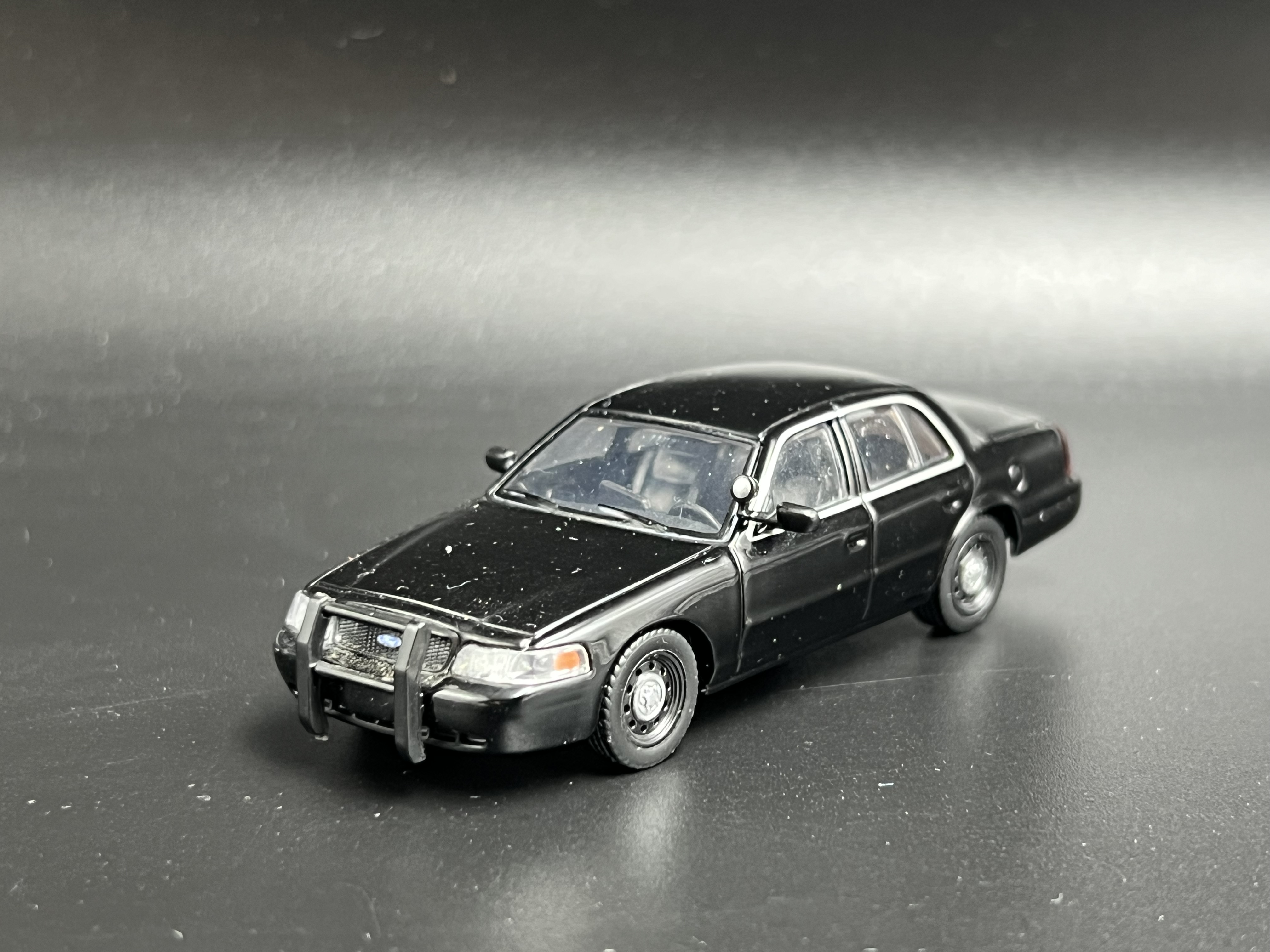 596 福特 维多利亚 皇冠 cv警车 1:64 黑色 便衣警察合金汽车模型图片