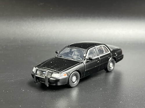 596 福特 维多利亚 皇冠 cv警车 1:64 黑色 便衣警察合金汽车模型