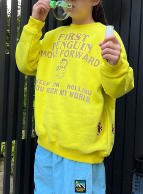 张恩朵童装儿童摇粒绒卫衣冬季男女童亮黄色企鹅保暖轻便套头上衣