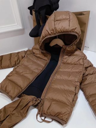 儿童轻薄羽绒服2024冬童装男童女童轻便三防羽绒外套短款羽绒内胆