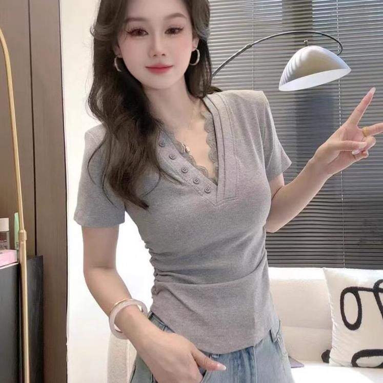 春夏新款短袖女装今年流行爆款t恤女超有设计感上衣2026超火减龄