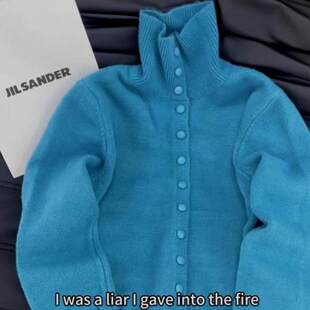 高级感蓝色高领针织开衫女秋冬季2024新款氛围感穿搭毛衣外套上衣