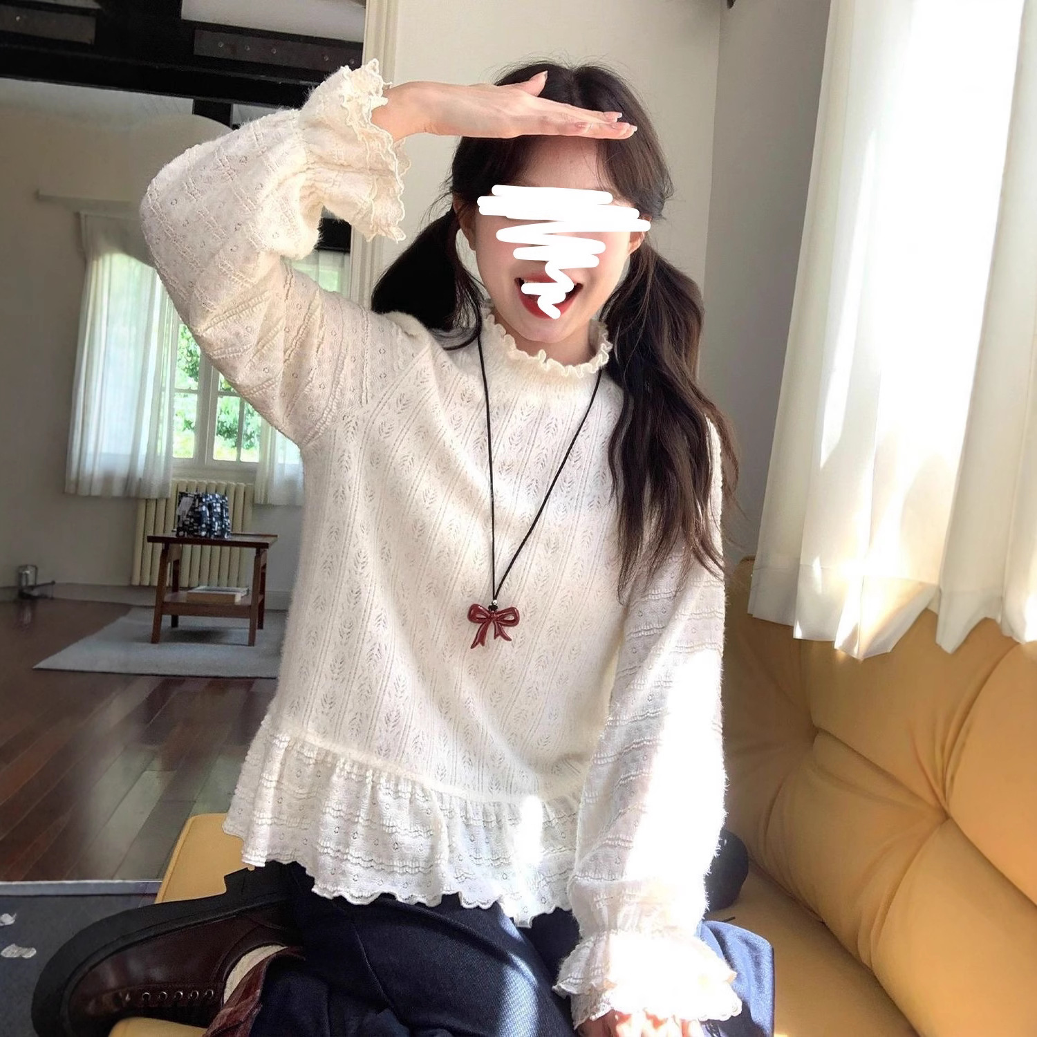 蕾丝打底衫秋季新款甜美可爱宽松内搭半高领套头花边杏色百搭上衣