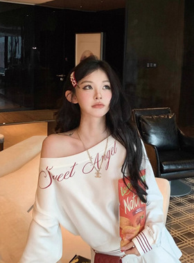 灰色字母印花斜肩长袖卫衣女秋季慵懒风套装高腰百褶半身裙