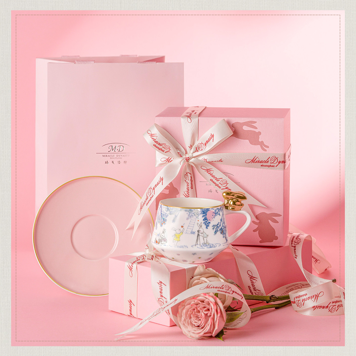 玛戈隆特细瓷玉兔呈祥咖啡杯碟