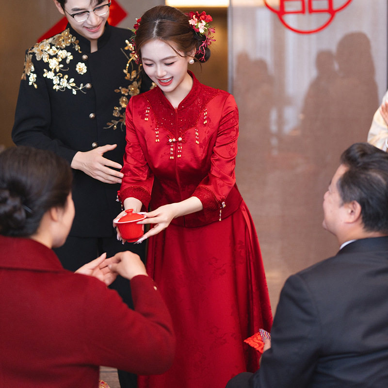 金玉儿原创简约新中式敬酒服2026年新款小个子订婚礼服新娘出门服