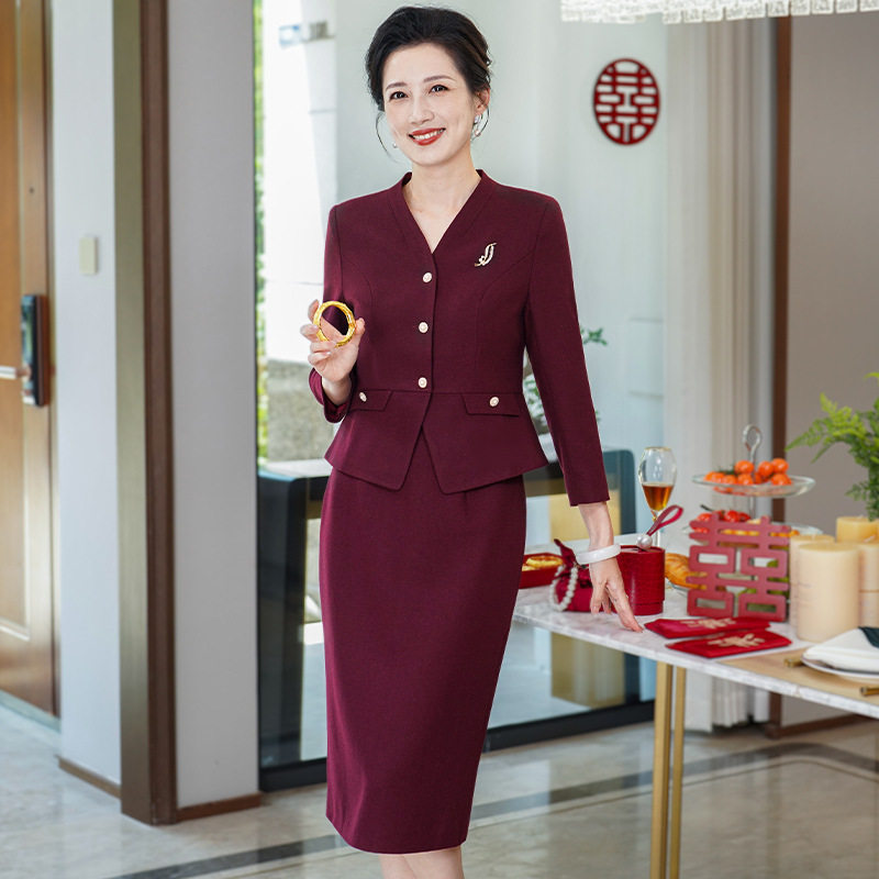 宴会高级感轻奢妈妈套装2026秋冬新款高端婚宴喜婆婆两件套礼服女