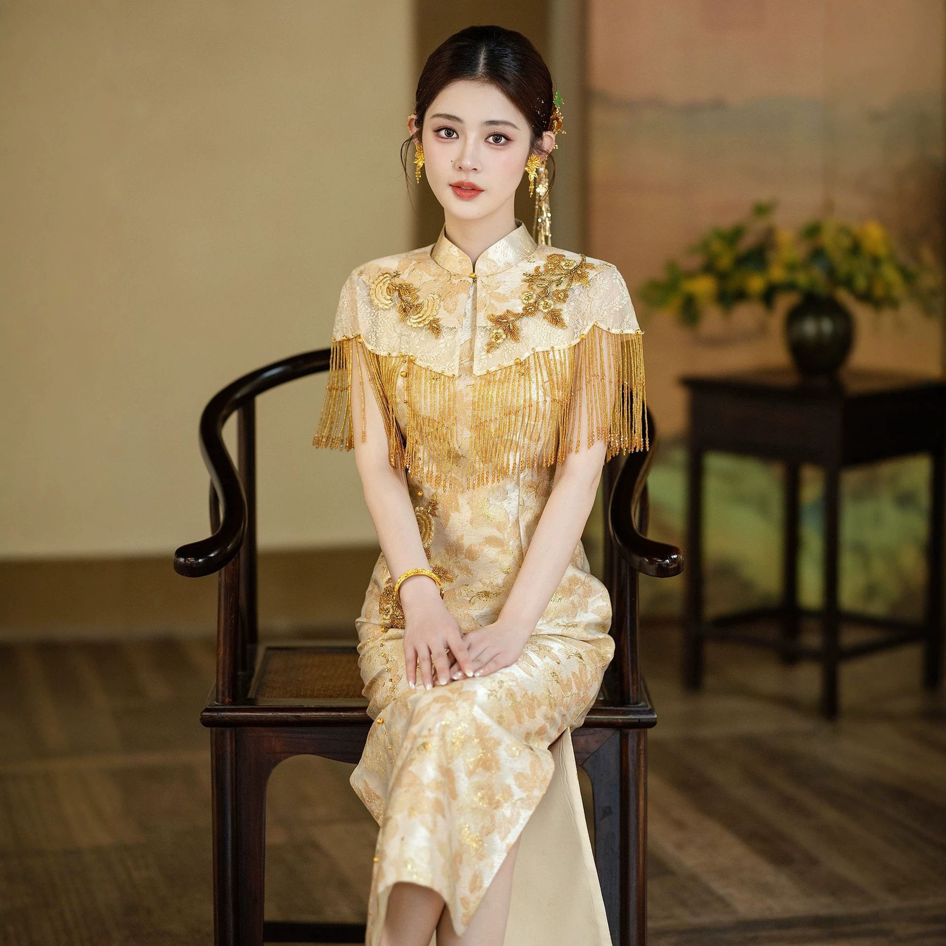 高端重工订婚流苏旗袍2026夏季薄款新中式结婚新娘敬酒服金色礼服