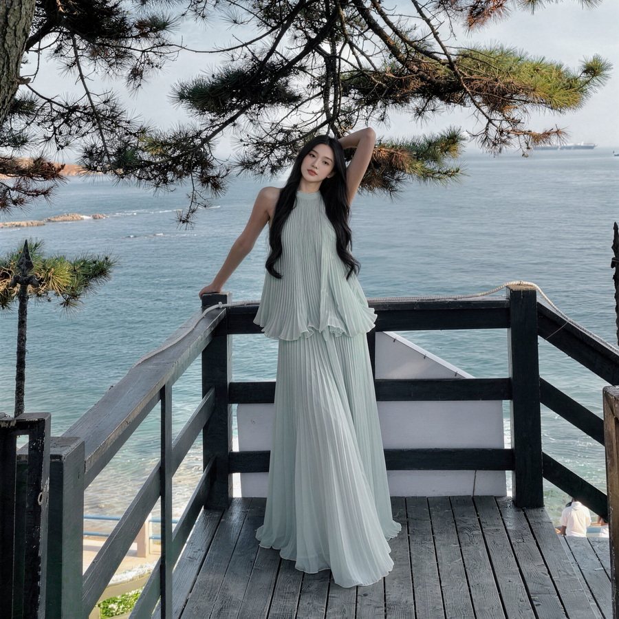 法式新款无袖背心女夏外穿直筒a字半身裙套装度假两件套装宽松感