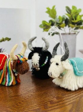 手工羊毛毡立体牦牛玩偶可爱呆萌摆件挂件包挂个性服装配饰 ins风