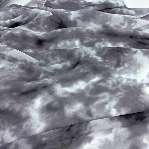 一米价 黑灰色扎染风格图案雪纺纱面料 夏季 裙子 服装 布料