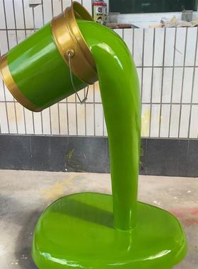 玻璃钢油漆桶美陈雕塑户外公园小区庭院花园景区草坪装饰摆件造景