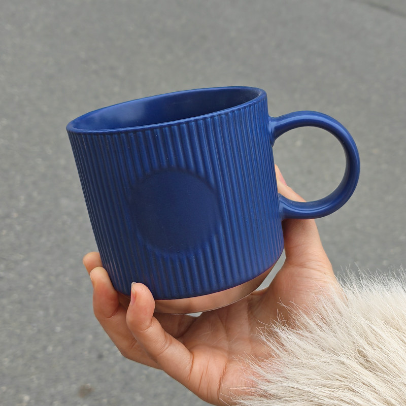 食魔师简约竖条纹陶瓷马克杯尾货清仓处理蓝色简约家用水杯 420ML