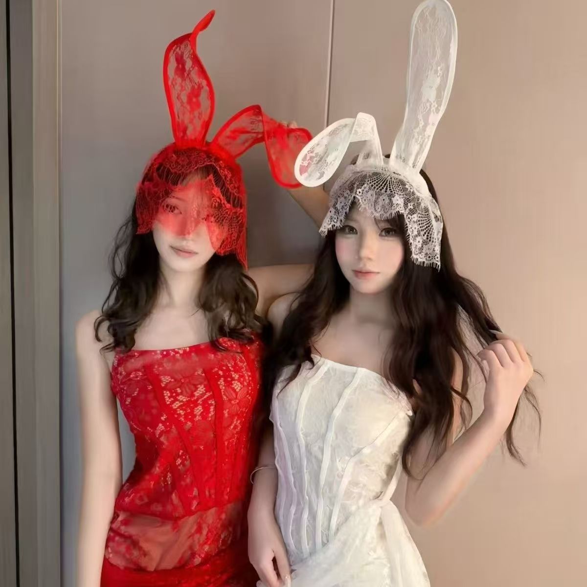 蕾丝辣妹红色绑带抹胸性感夏季连衣裙修身露背显瘦短裙网红出片裙