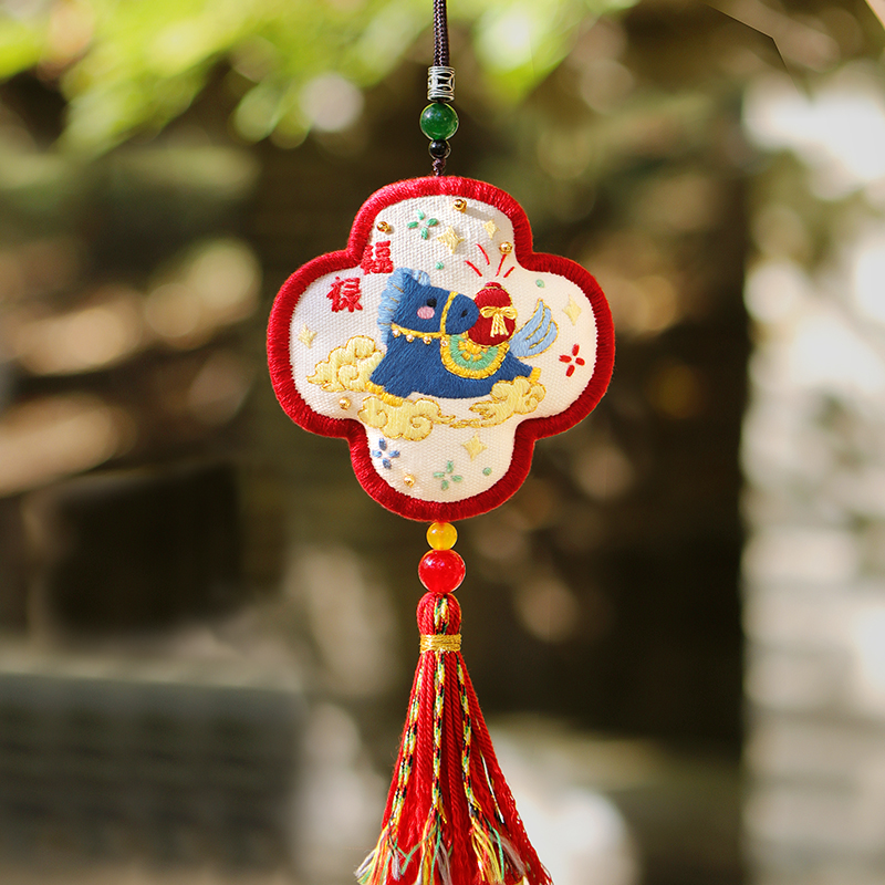 国潮香囊刺绣手工diy材料包马年新年车挂件布艺挂饰送友礼物
