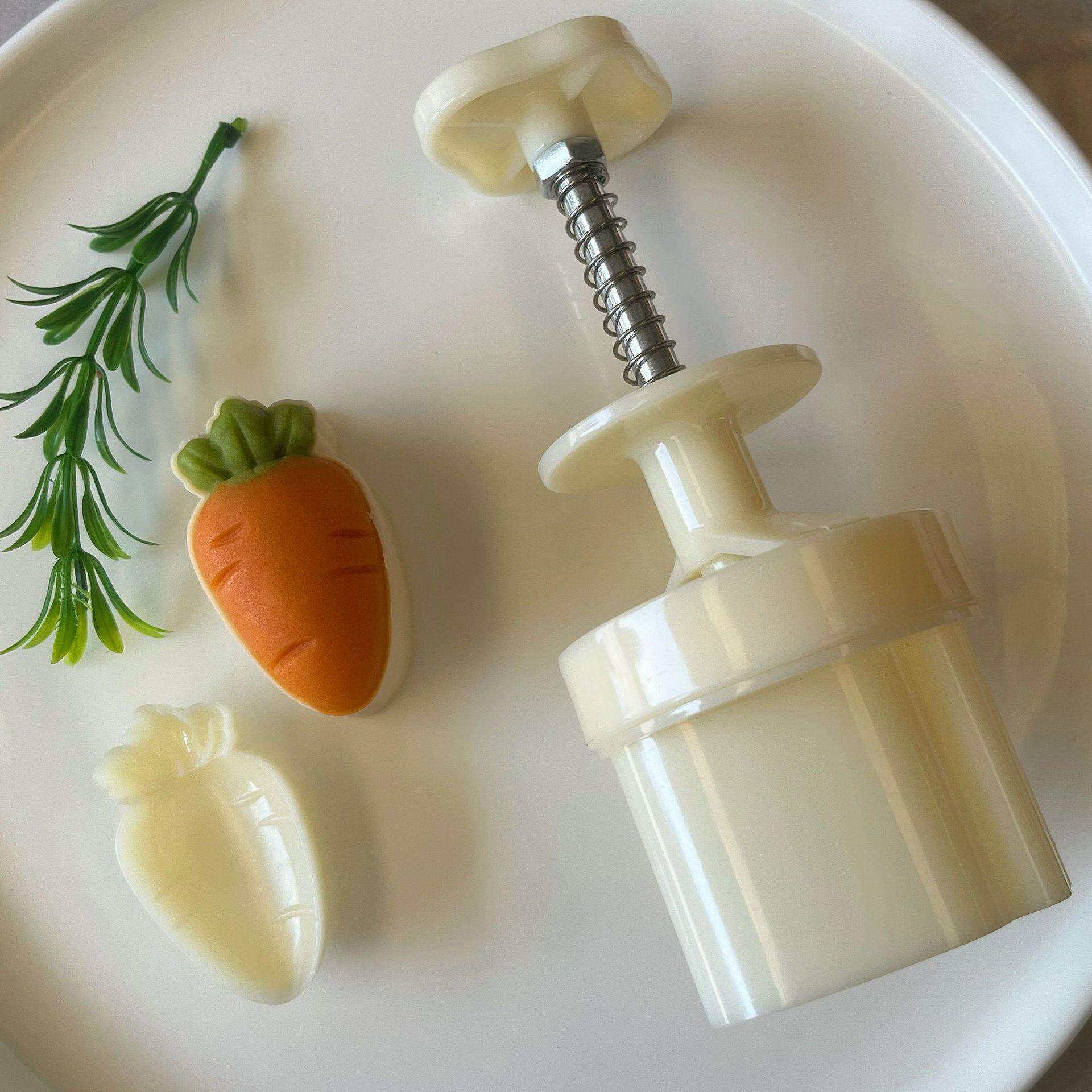 30克立体烘焙模具 可爱兔子胡萝卜手压式塑料绿豆糕月饼模具套装