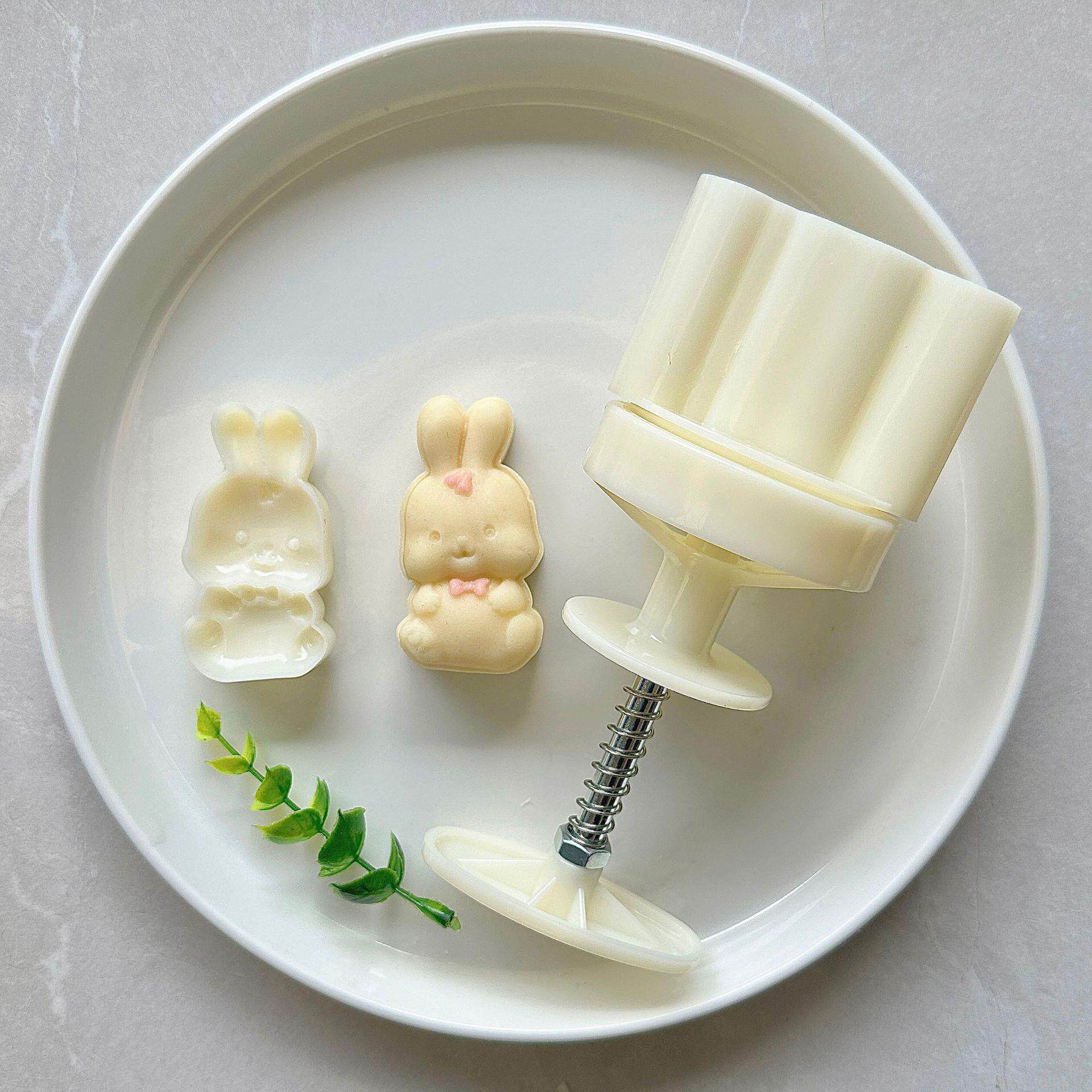 50克立体可爱小兔子3D烘焙模具套装 手压式月饼绿豆糕点模具套装