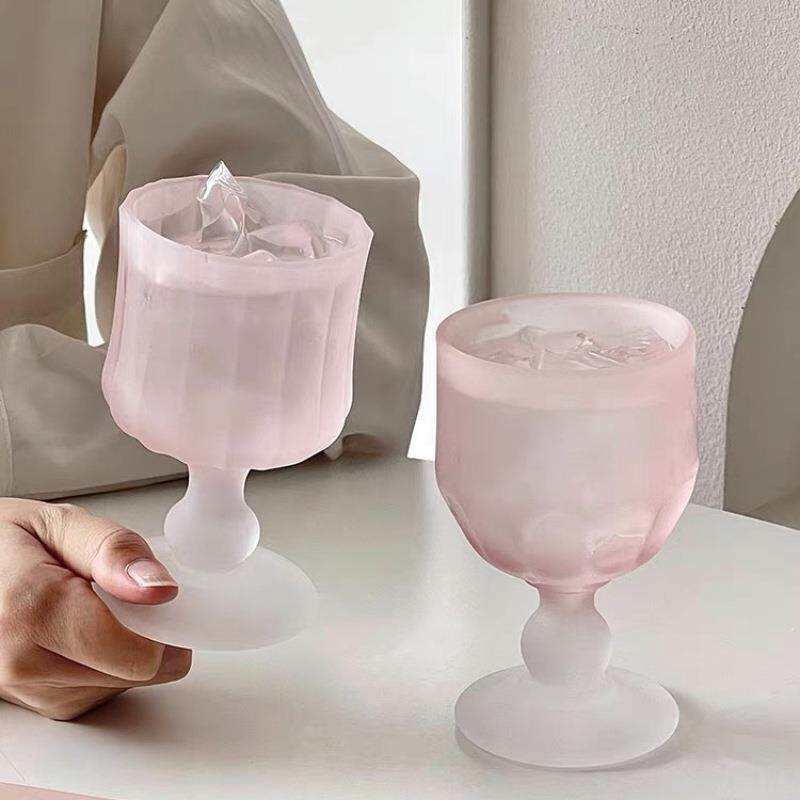 高颜值粉色高脚玻璃水杯家用女生微醺可爱威士忌洋酒杯喝红酒杯子