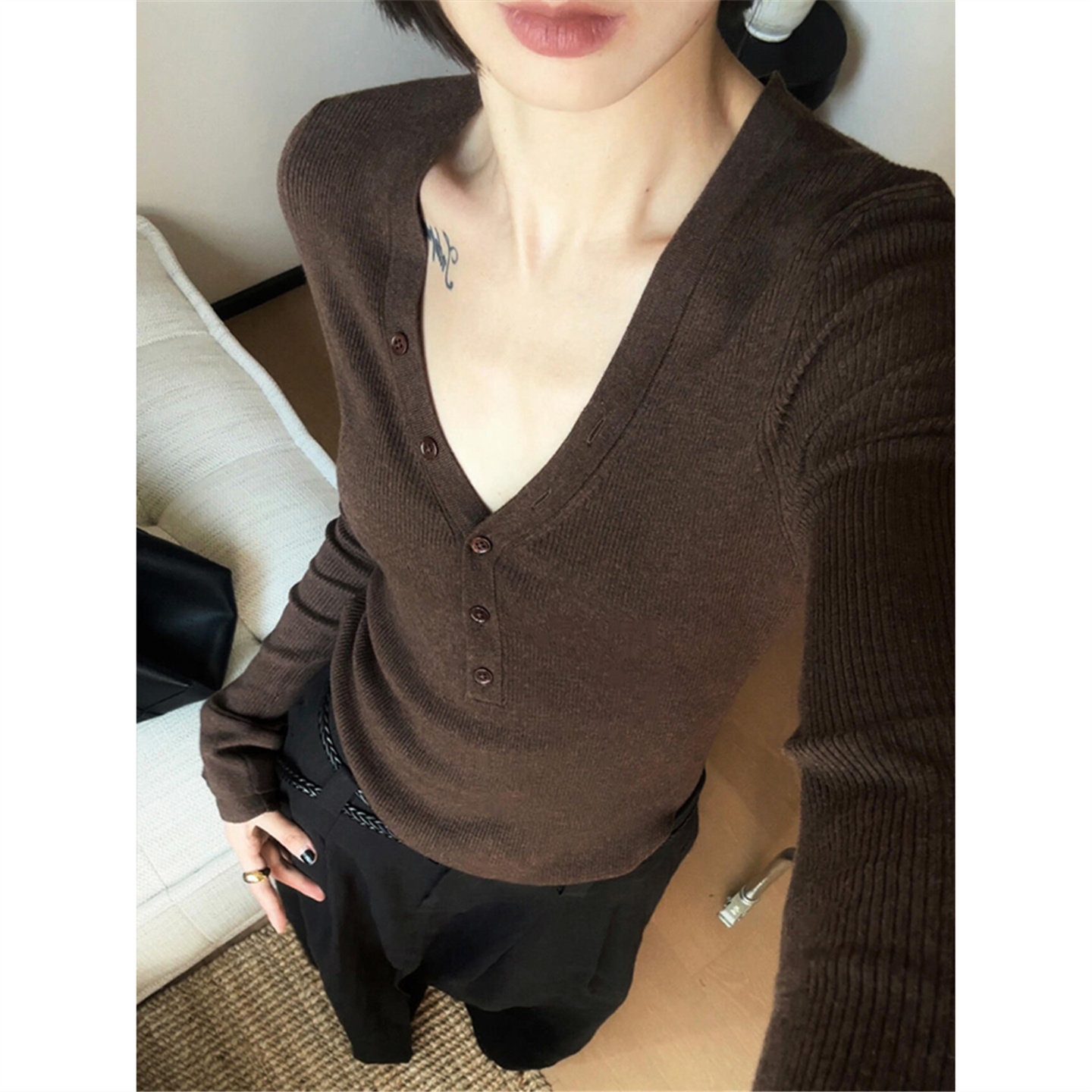 v领纽扣针织衫毛衣女打底衫上衣