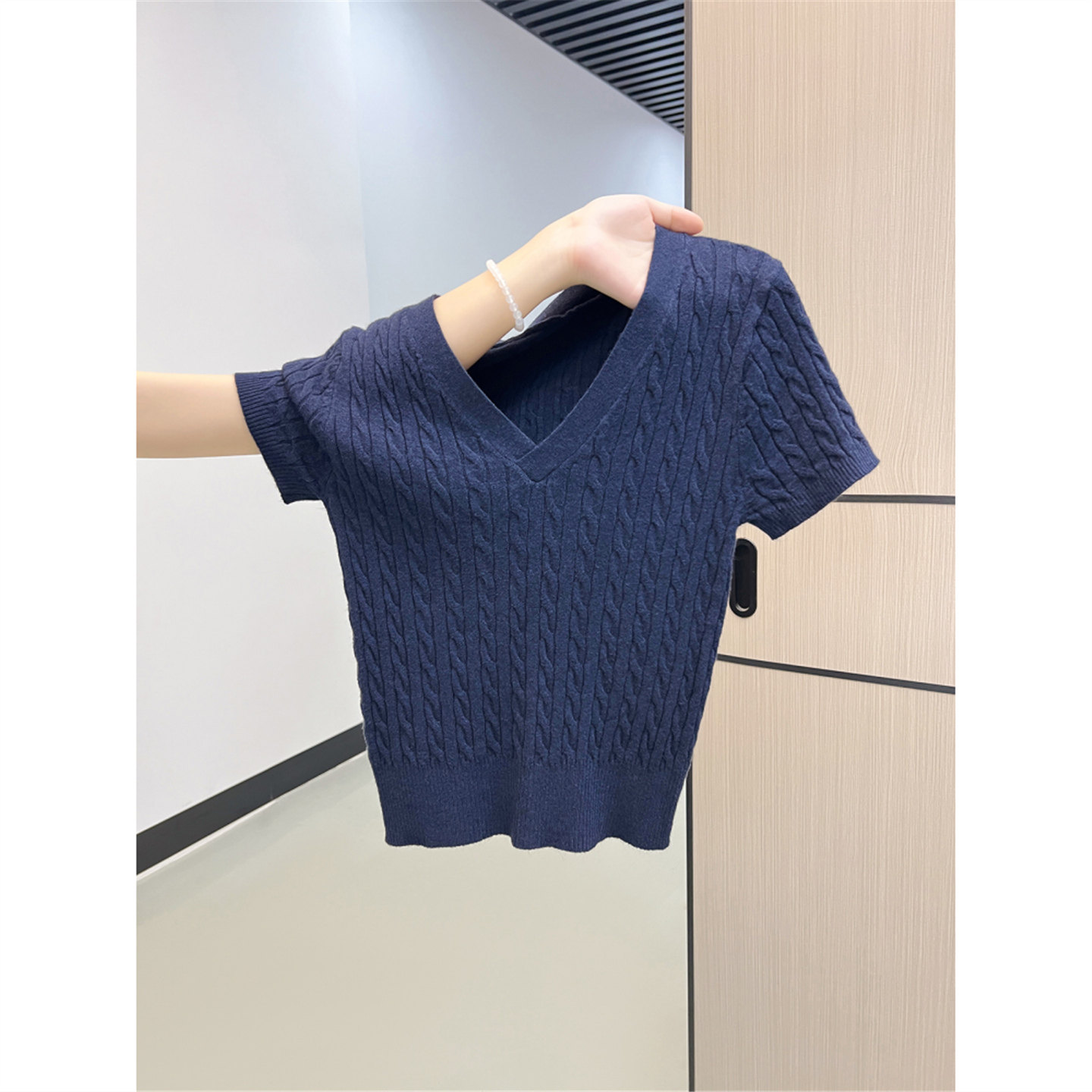 纯欲风辣妹v领复古麻花针织衫女短袖夏百搭小个子短款修身T恤上衣