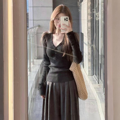 小个子短款v领针织衫修身毛衣女