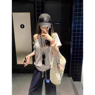 美式 设计感小众别致漂亮甜辣妹上衣 复古一字肩斜领短袖 t恤女夏季