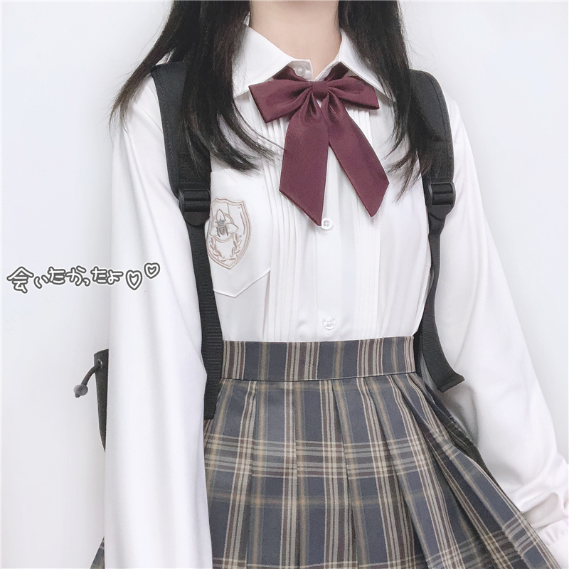 朴樱原创三叶衬衫刺绣风琴制服