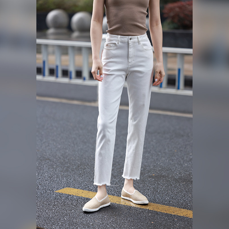 WinnieTang毛边牛仔裤·T400科技弹⼒纤维高腰显瘦休闲九分小白裤