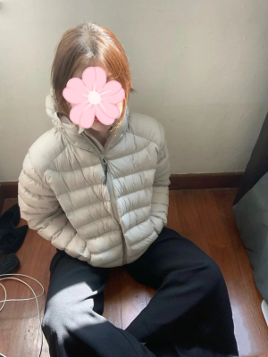 韩版常规连帽轻便羽绒服